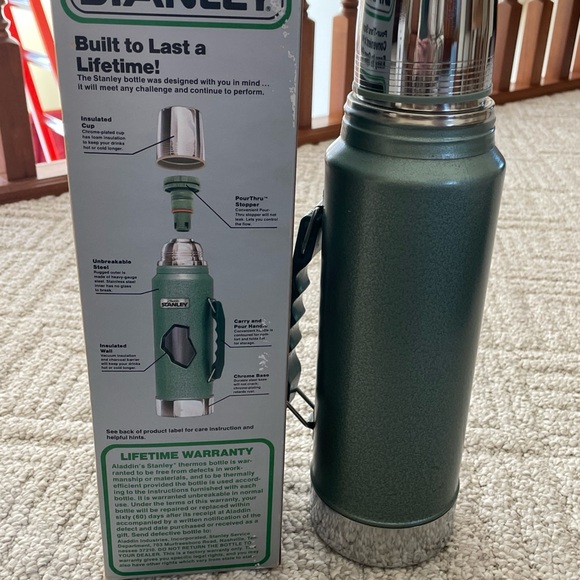 Vintage Aladdin Stanley 1 Qt Steel Thermos USA A-944DH Green Vacuum Bottle 1984 - Picture 3 of 7